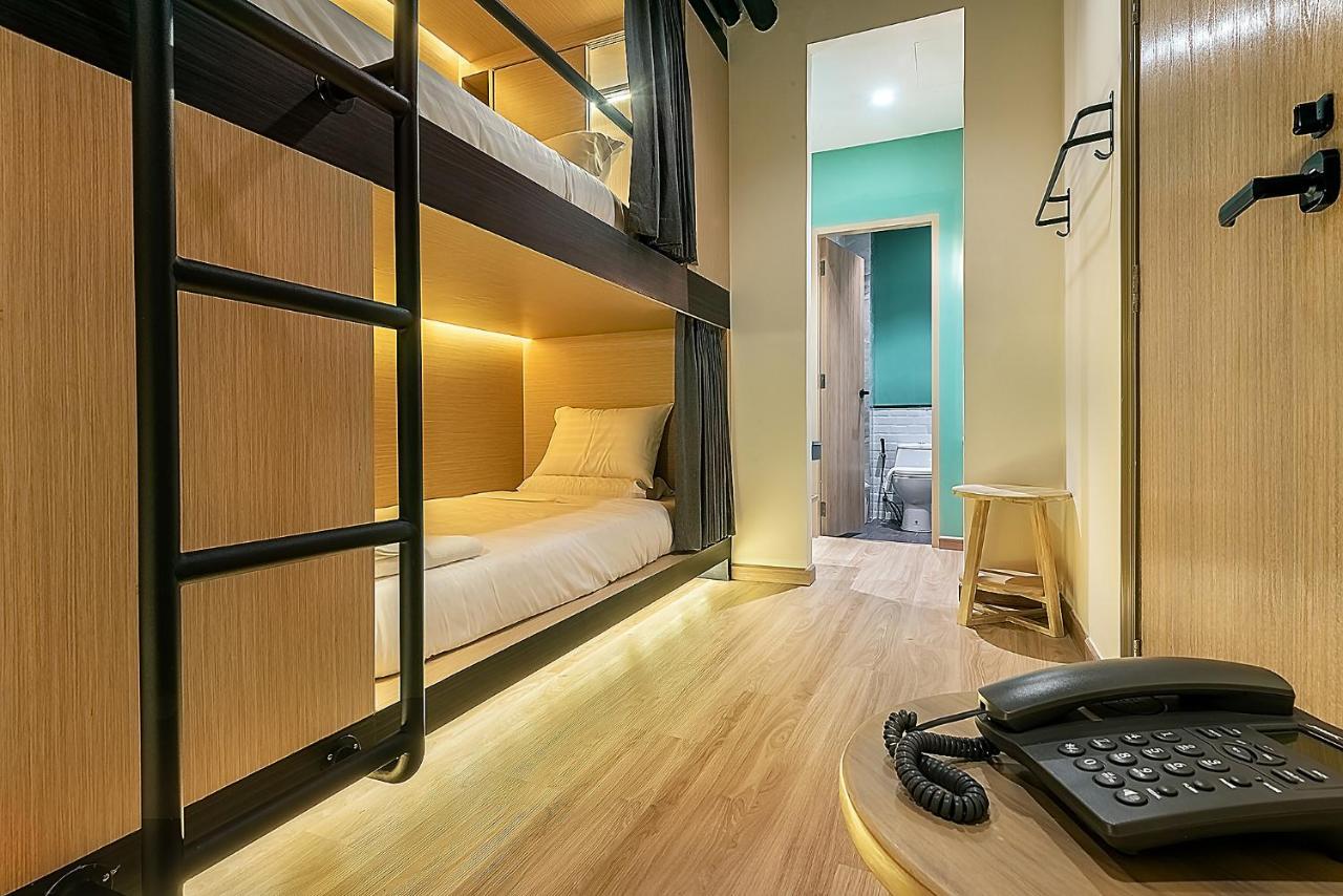 Phra Nakhon Poshtel Hostel Bangkok Ngoại thất bức ảnh