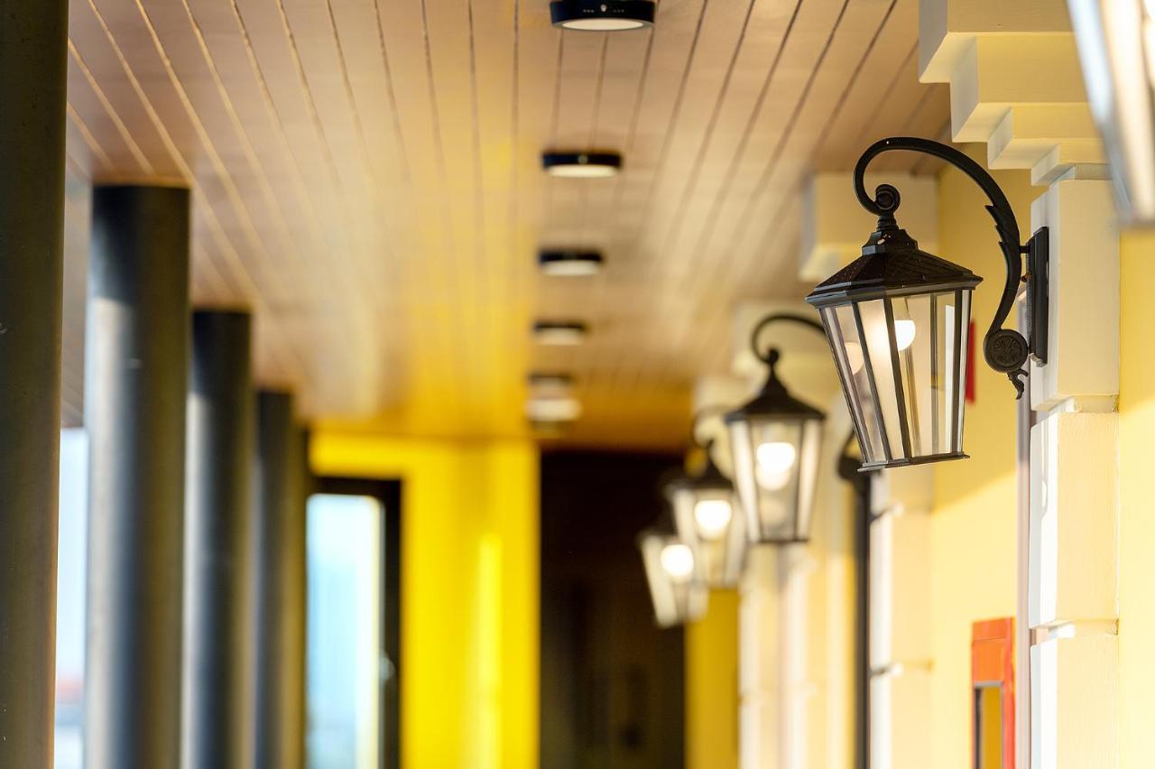 Phra Nakhon Poshtel Hostel Bangkok Ngoại thất bức ảnh