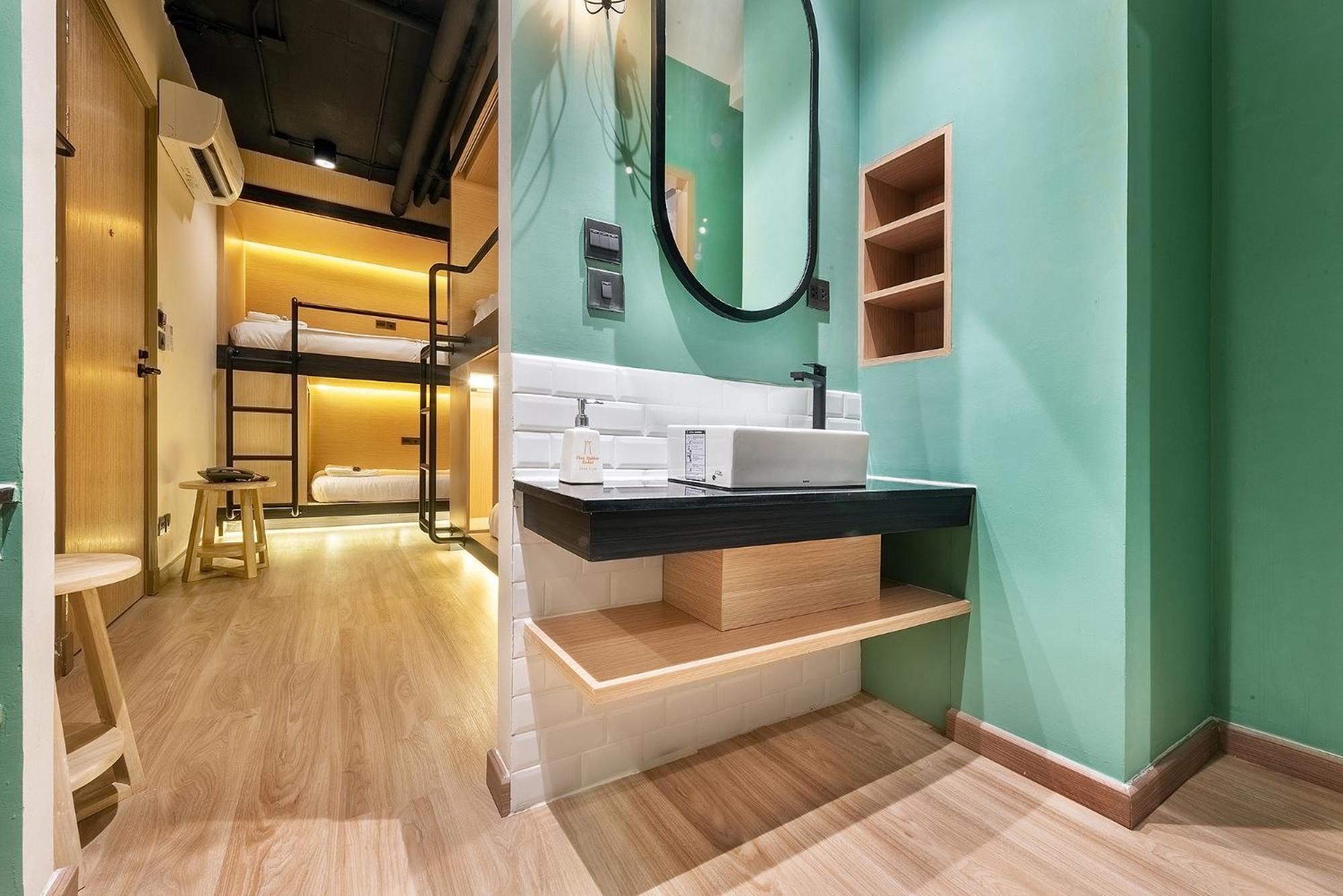 Phra Nakhon Poshtel Hostel Bangkok Phòng bức ảnh